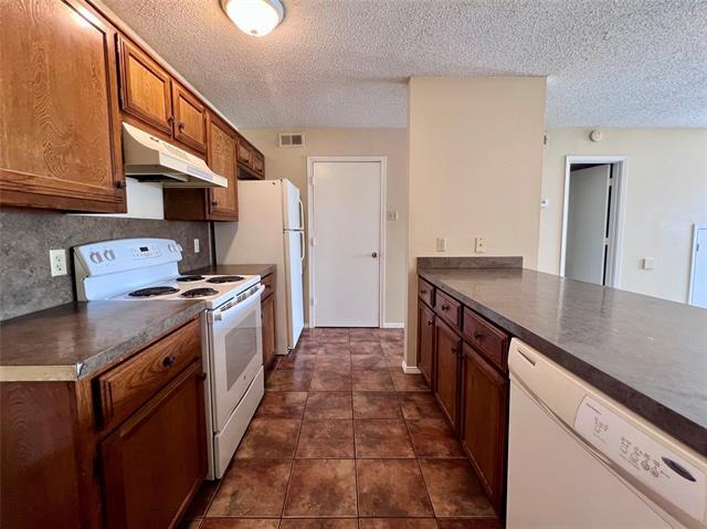 816 Redbud Dr in Desoto, TX - Building Photo - Building Photo