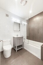 96 Steuben St in Brooklyn, NY - Building Photo - Building Photo