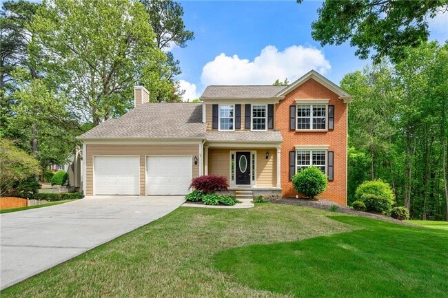 property at 7260 Foxberry Ct