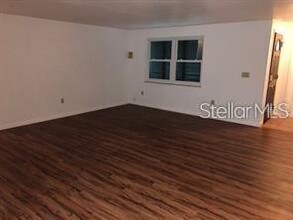 712 Isleton Dr in Brandon, FL - Building Photo - Building Photo