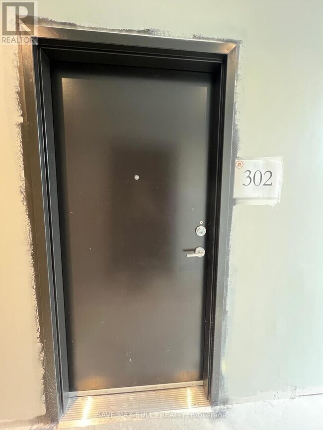property at 722-722 Marlee Ave