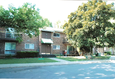 Forestglenn Apartments in Zion, IL - Building Photo