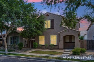 3281 E Sheffield Rd in Gilbert, AZ - Building Photo - Building Photo