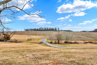 17511 Foreston Rd in Upperco, MD - Building Photo - Building Photo