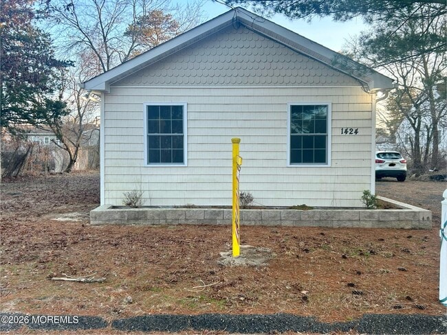 1424 Monmouth Ave in Toms River, NJ - Building Photo - Building Photo