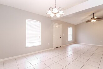 1932 Peridot Cir in Kissimmee, FL - Building Photo - Building Photo