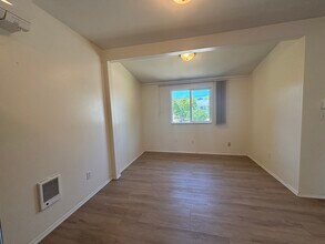 1320 Elizabeth Ave in Bremerton, WA - Building Photo - Building Photo