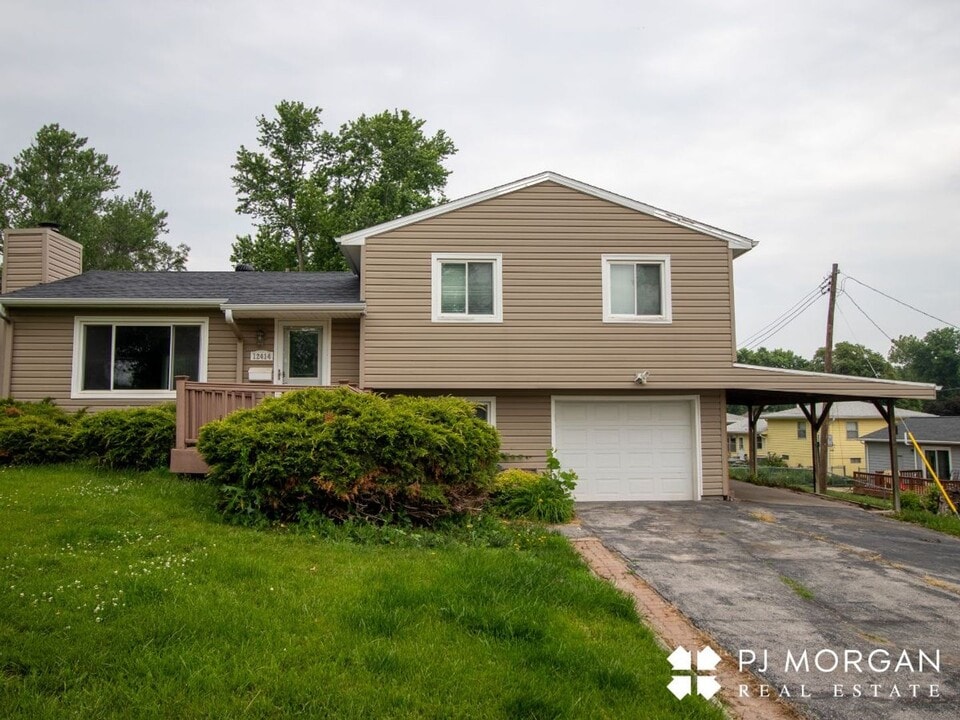 12414 Seldin Dr in Omaha, NE - Building Photo