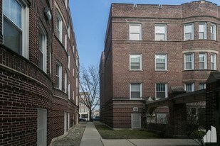 5208 N Damen Ave, Unit 5212-1 in Chicago, IL - Building Photo