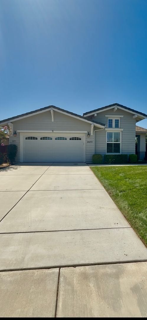 2653 Traditions Loop in Paso Robles, CA - Building Photo - Building Photo