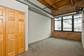 625 W Jackson Blvd, Unit # 0808 in Chicago, IL - Building Photo - Building Photo