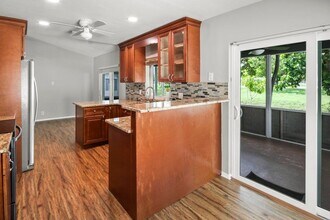 22493 SW 56th Ave in Boca Raton, FL - Building Photo - Building Photo