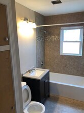 6506 N 36th St in Omaha, NE - Building Photo - Building Photo