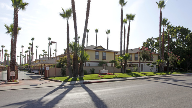 Crestwood Apartments in Gilroy, CA - Building Photo - Building Photo