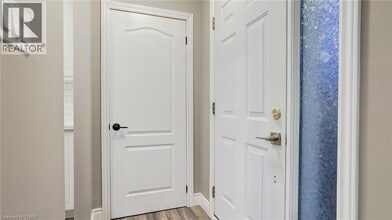 55 Silver Aspen Crescent in Kitchener, ON - Building Photo - Building Photo