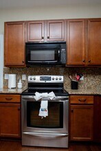 7205 Riverfront Dr in Nashville, TN - Building Photo - Building Photo