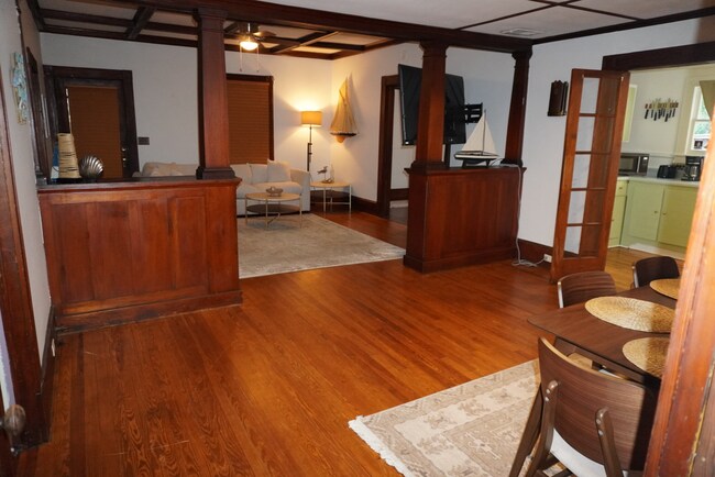 2120 Reynolds St in Brunswick, GA - Building Photo - Building Photo