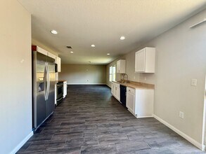 7234 Hibiscus Falls in San Antonio, TX - Building Photo - Building Photo
