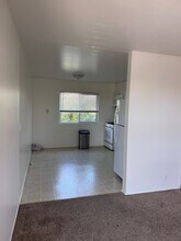 281 S Evergreen Dr, Unit 281 in Ventura, CA - Building Photo - Building Photo