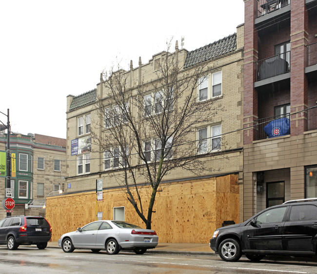 1402-1408 W Roscoe St in Chicago, IL - Foto de edificio - Building Photo