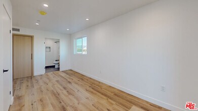 841 N McCadden Pl in Los Angeles, CA - Building Photo - Building Photo