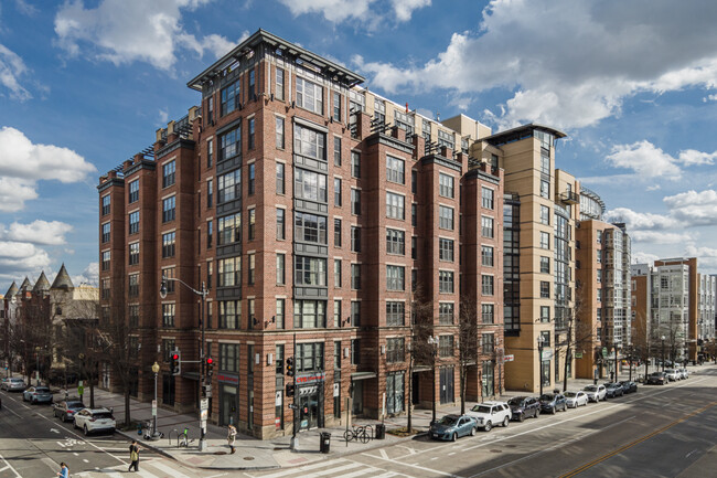 Union Row in Washington, DC - Foto de edificio - Building Photo