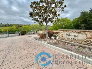 12177 Pepper Tree Ln in Poway, CA - Building Photo - Building Photo
