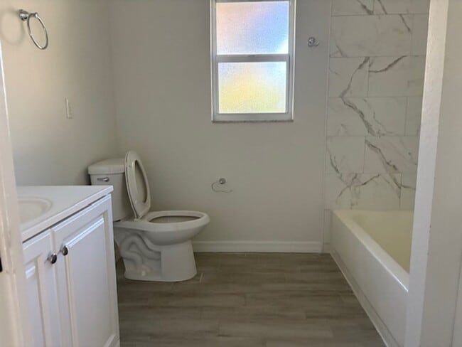 1330 Beacon Dr in Port Charlotte, FL - Building Photo - Building Photo