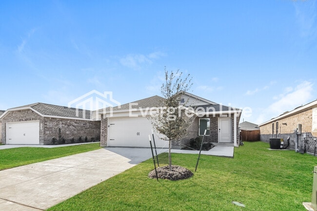 2012 Belgian Dr in Aubrey, TX - Building Photo - Building Photo