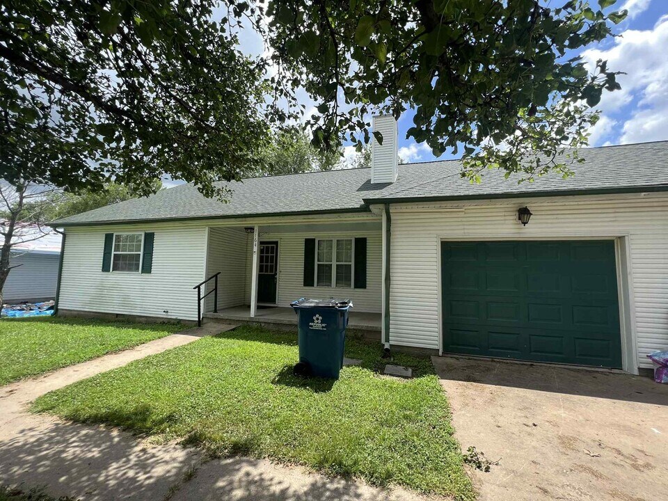 1162-1164 E Sunrise Dr in Oronogo, MO - Building Photo