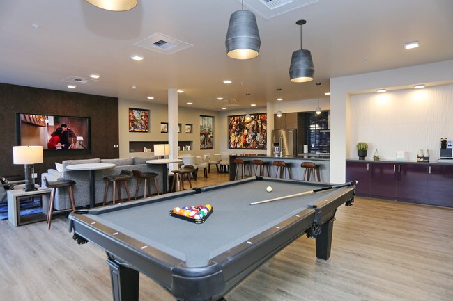 Upton Flats in Seattle, WA - Foto de edificio - Interior Photo