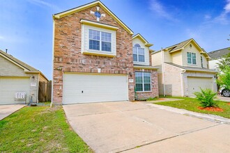 13330 Vineyard Falls Dr in Houston, TX - Foto de edificio - Building Photo