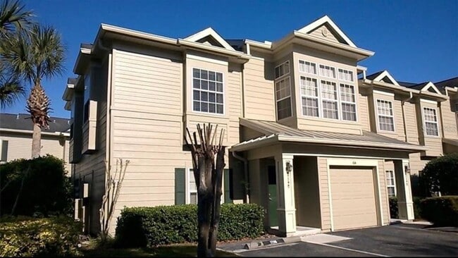 property at 7798 Plantation Cir