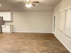 16004 Birch Bay Ln in Conroe, TX - Building Photo - Building Photo