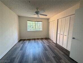 1260 Wildwood Lakes Blvd in Naples, FL - Building Photo - Building Photo