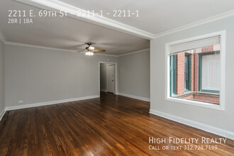 2211 E 69th St-Unit -2211-1 in Chicago, IL - Building Photo - Building Photo