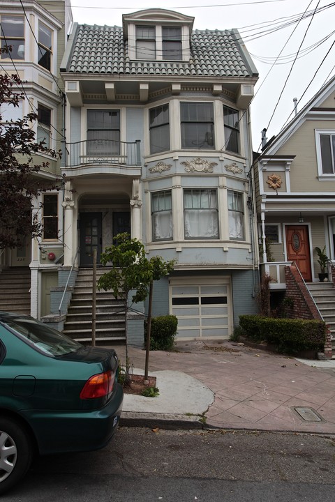 230 Hartford St in San Francisco, CA - Building Photo