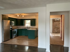 127 Wesgaye St in Gretna, NE - Foto de edificio - Building Photo