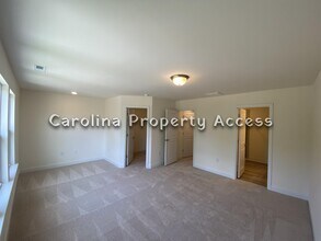 130 Channel Drop Dr in Clayton, NC - Building Photo - Building Photo