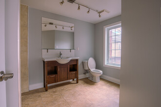Furnished Rooms for Rent – All-Inclusive – in Gatineau, QC - Building Photo - Building Photo
