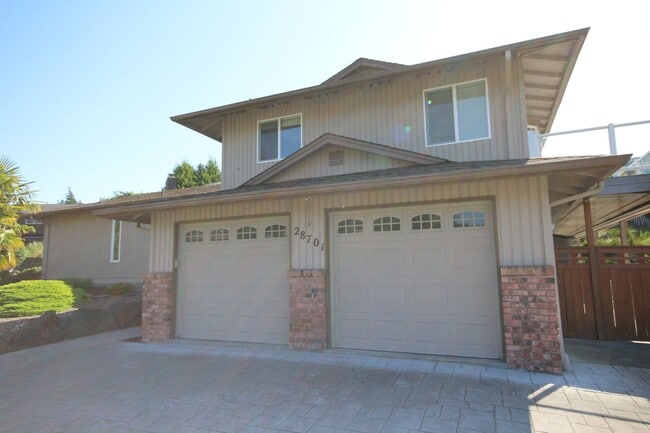 property at 28701 11th Ave S