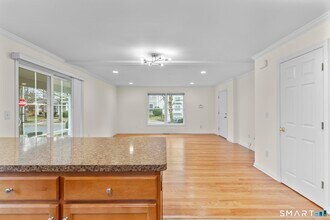 15 W Main St in Norwalk, CT - Building Photo - Building Photo