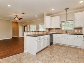 12424 Red Stag Ct in Conroe, TX - Building Photo - Building Photo