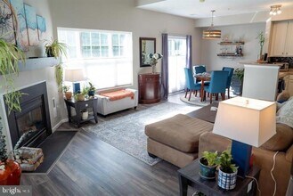 11138 Wortham Crest Cir in Manassas, VA - Building Photo - Building Photo