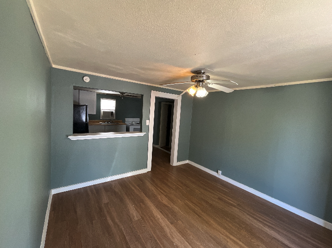 property at 518 Laredo St