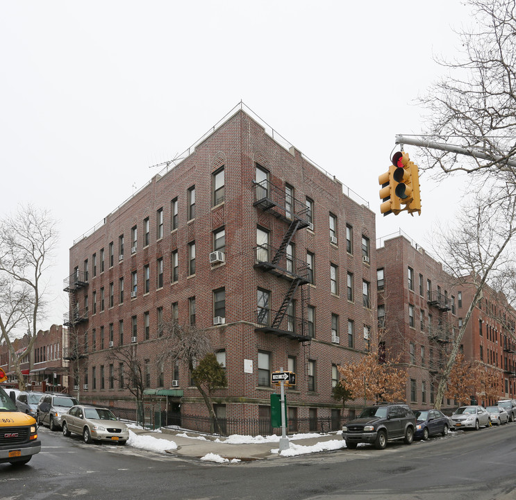 1711-1717 Carroll St in Brooklyn, NY - Foto de edificio