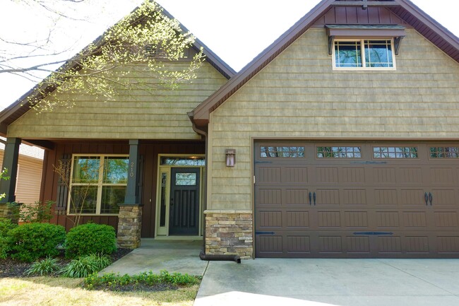 210 Windthistle Dr in Greenville, SC - Building Photo - Building Photo