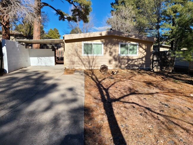 property at 4448 E Wintergreen