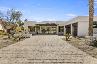 4635 E Exeter Blvd in Phoenix, AZ - Building Photo - Building Photo