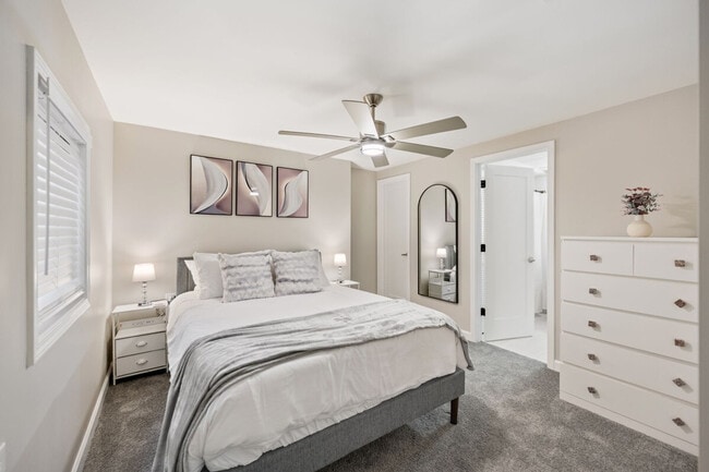 22051 W Taylor Rd in Romeoville, IL - Building Photo - Building Photo